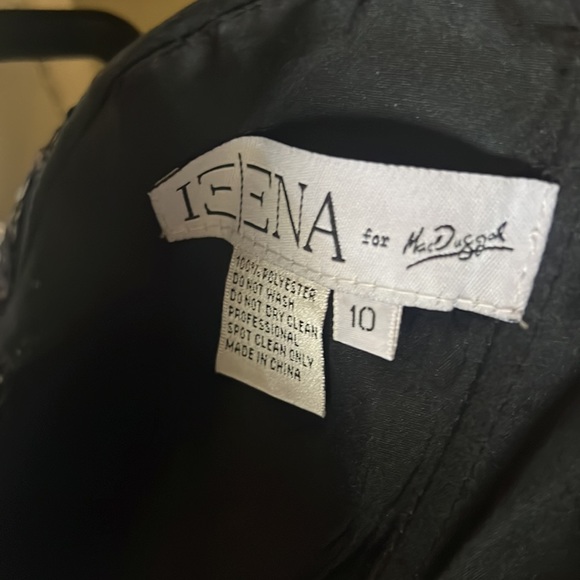 MAC DUGGAL V-NECK SEQUINED BALL GOWN size 10 brand new black - Picture 8 of 8